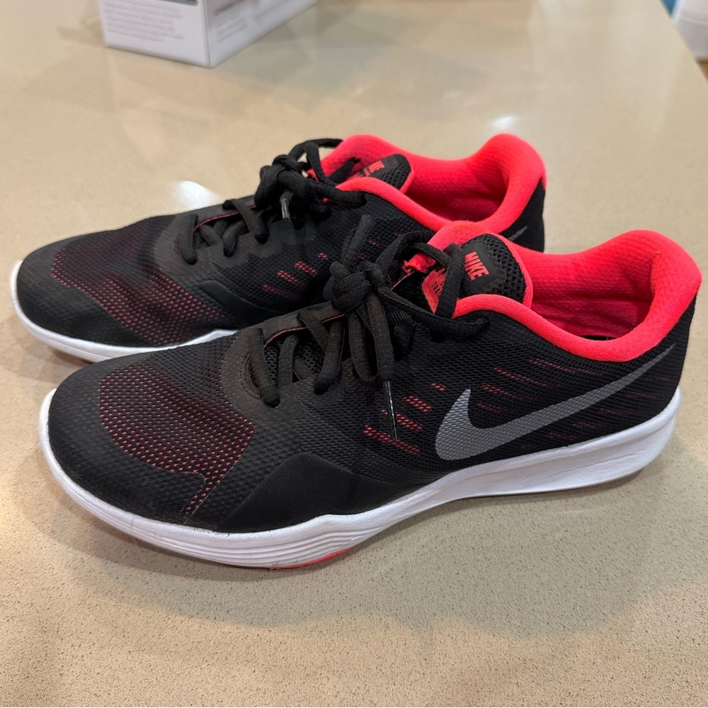 Nike City Trainer Sneakers 7.5
